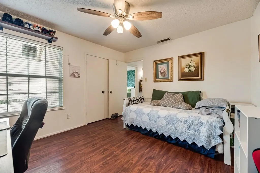 4273 Madera Road Irving TX 75038
