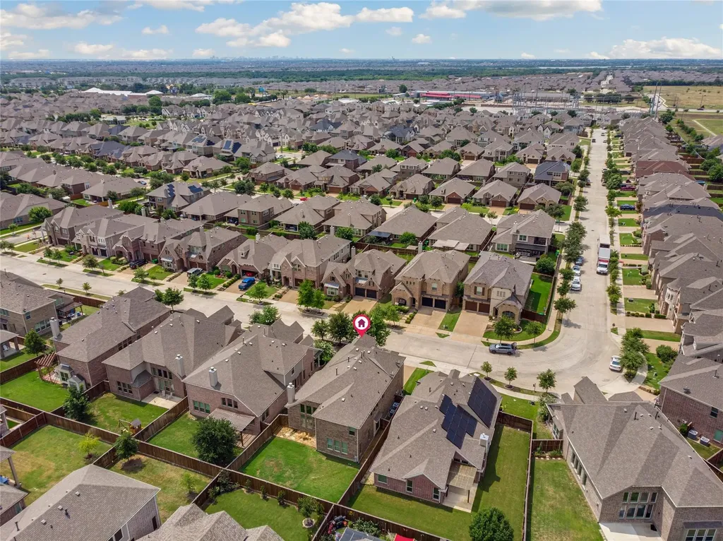 709 Auburn Court Savannah TX 76227