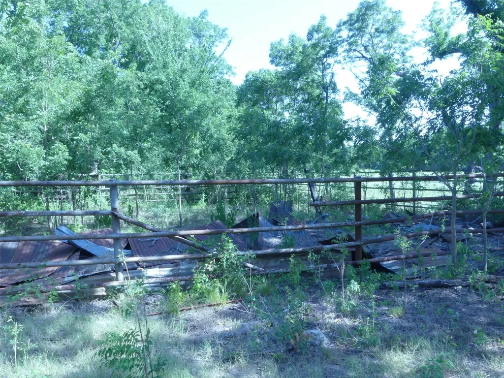 1691 W Alamo Road Bowie TX 76230