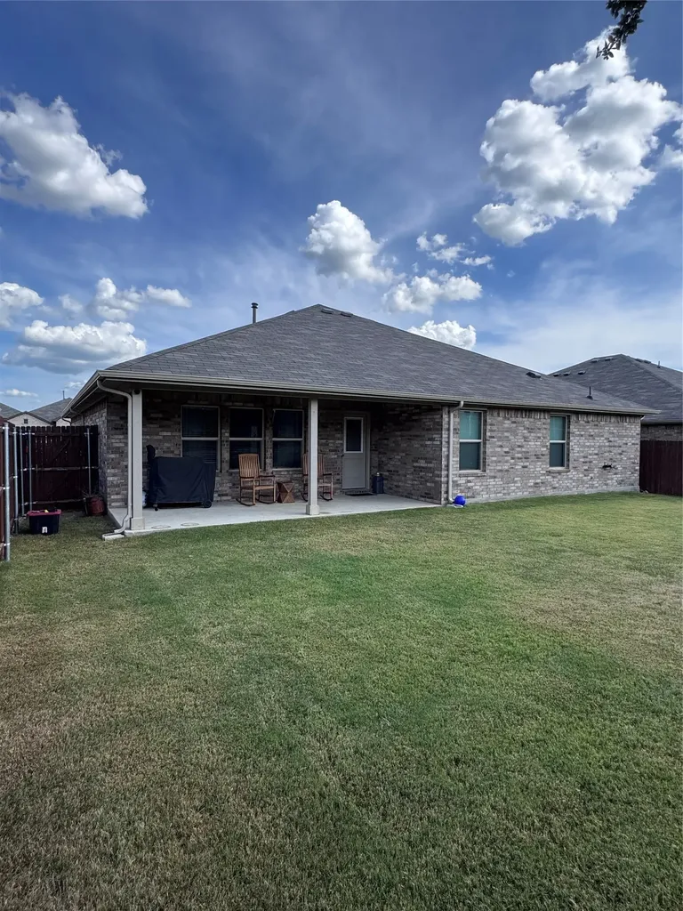 1908 Cookes Lane Cleburne TX 76033