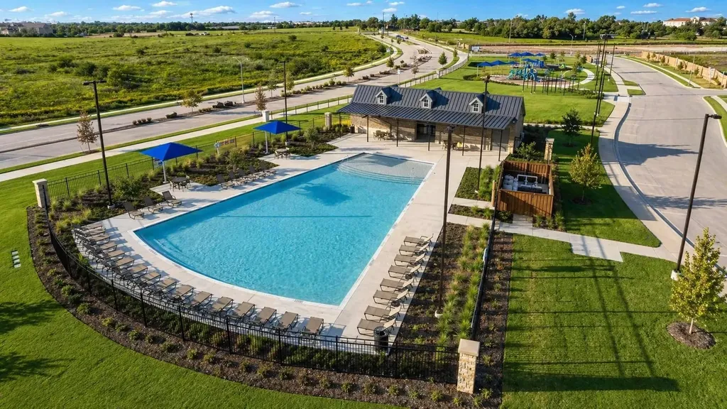 1908 Cookes Lane Cleburne TX 76033