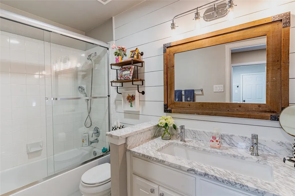 3017 Creek Haven Drive Highland Village TX 75077