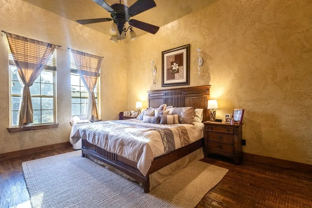 3179 Canyon Wren Loop Possum Kingdom Lake TX 76449