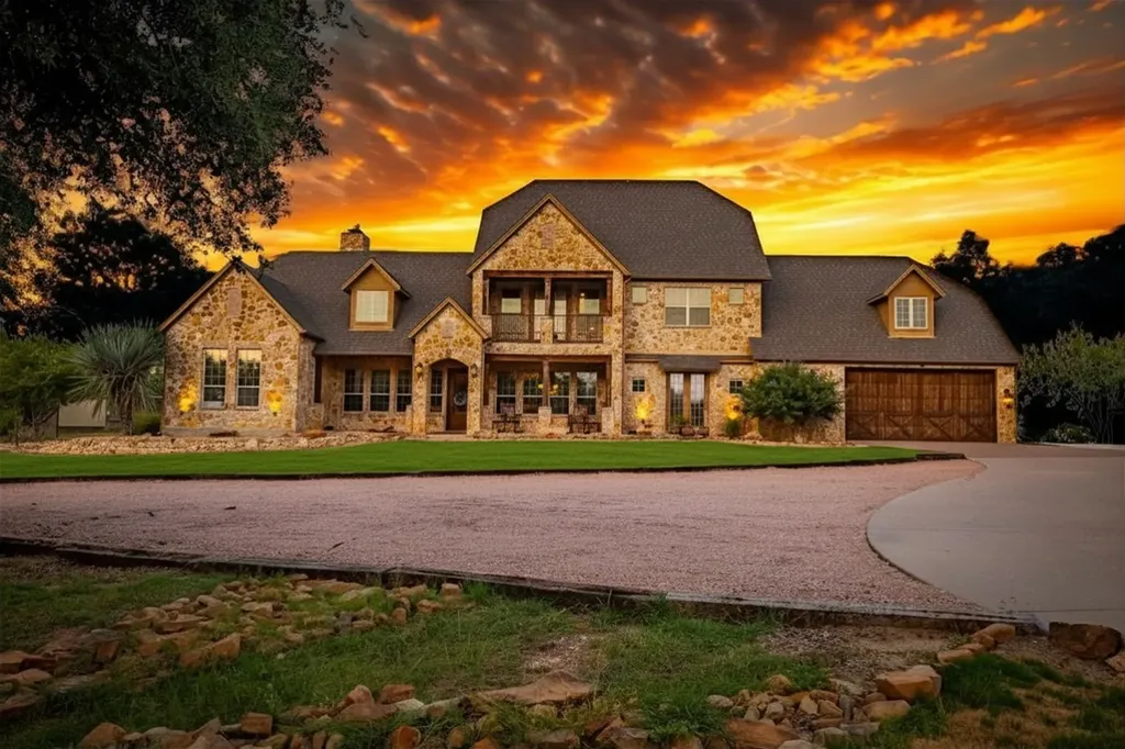 3179 Canyon Wren Loop Possum Kingdom Lake TX 76449