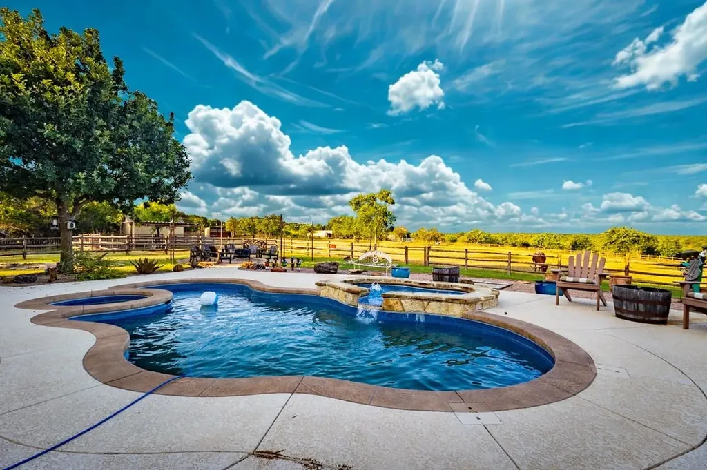 3179 Canyon Wren Loop Possum Kingdom Lake TX 76449