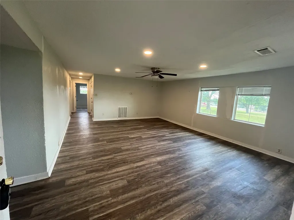 824 Nob Hill Road Quinlan TX 75474