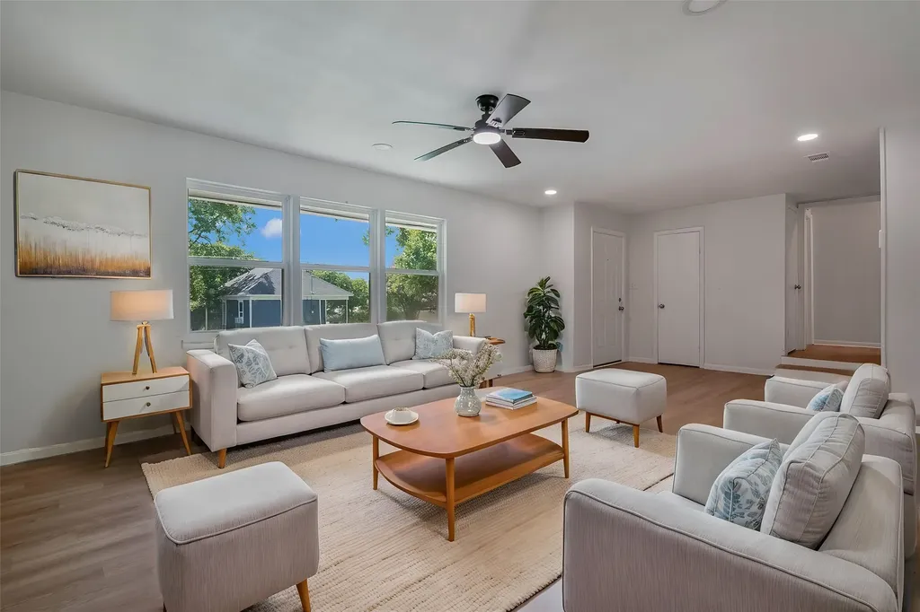 1421 S Scullin Avenue Denison TX 75020