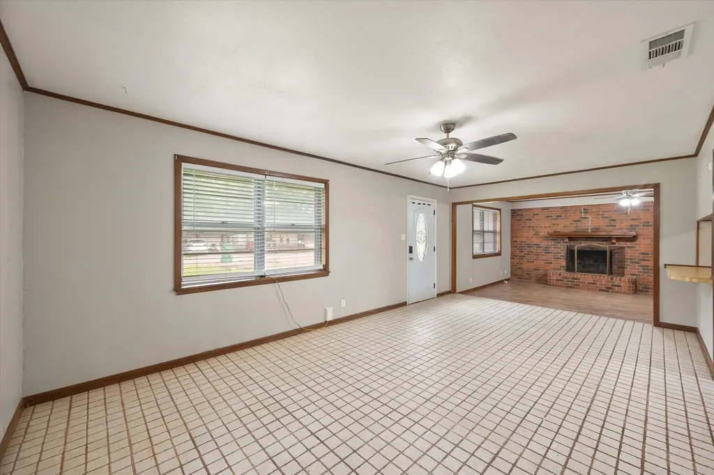 701 Kelly Street Fairfield TX 75840