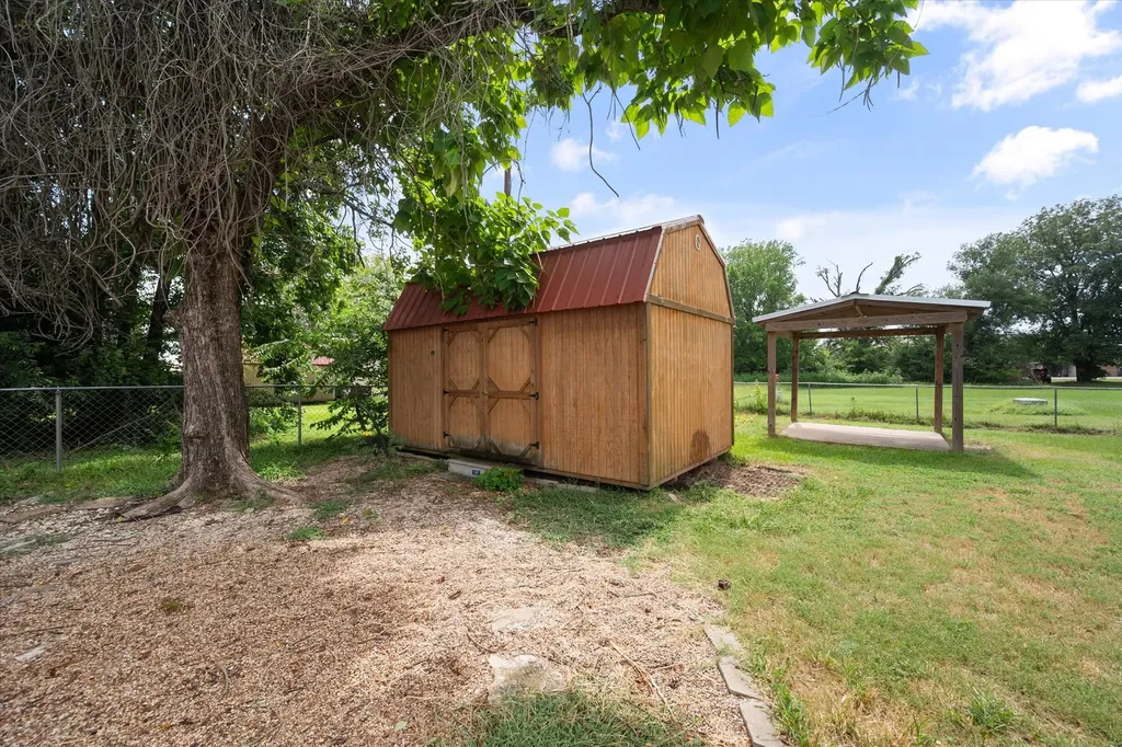 701 Kelly Street Fairfield TX 75840