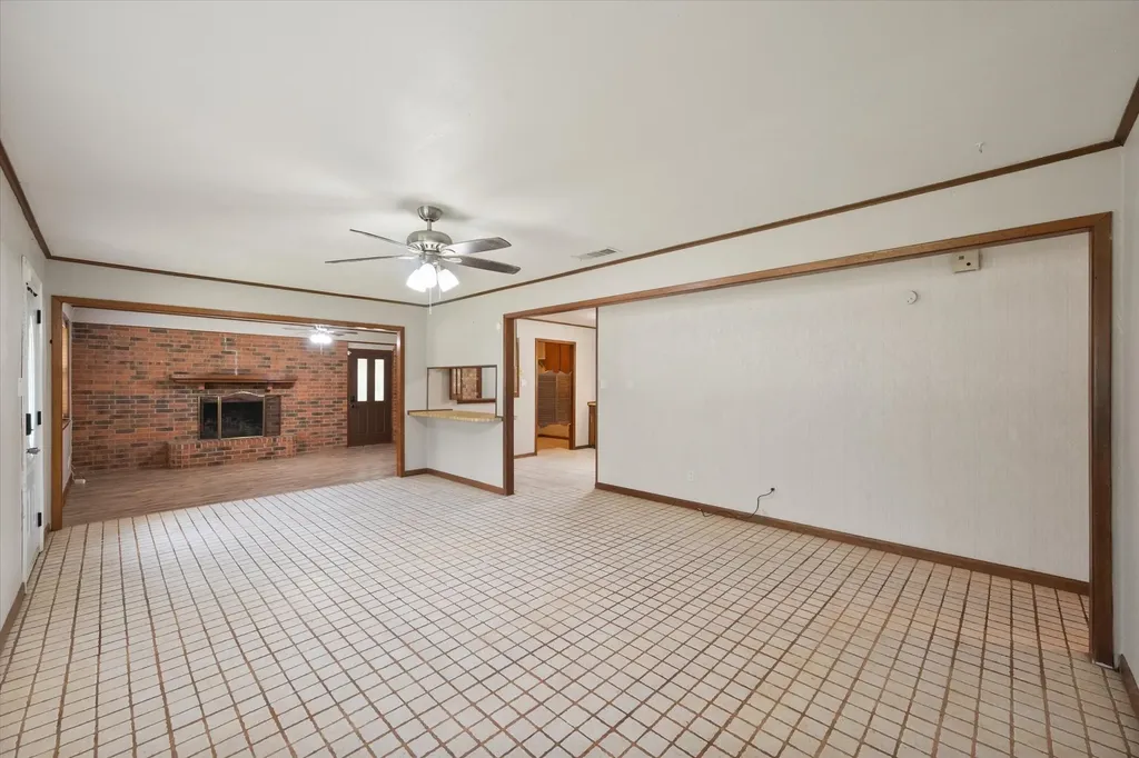 701 Kelly Street Fairfield TX 75840