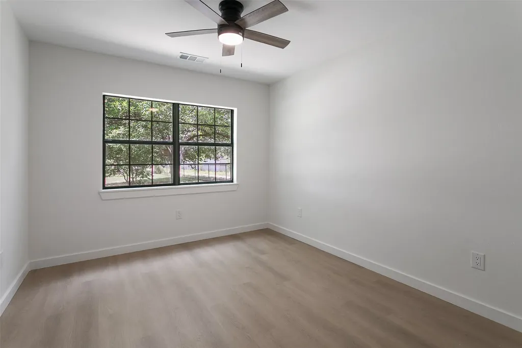 1346 S Reno Road Reno TX 76082