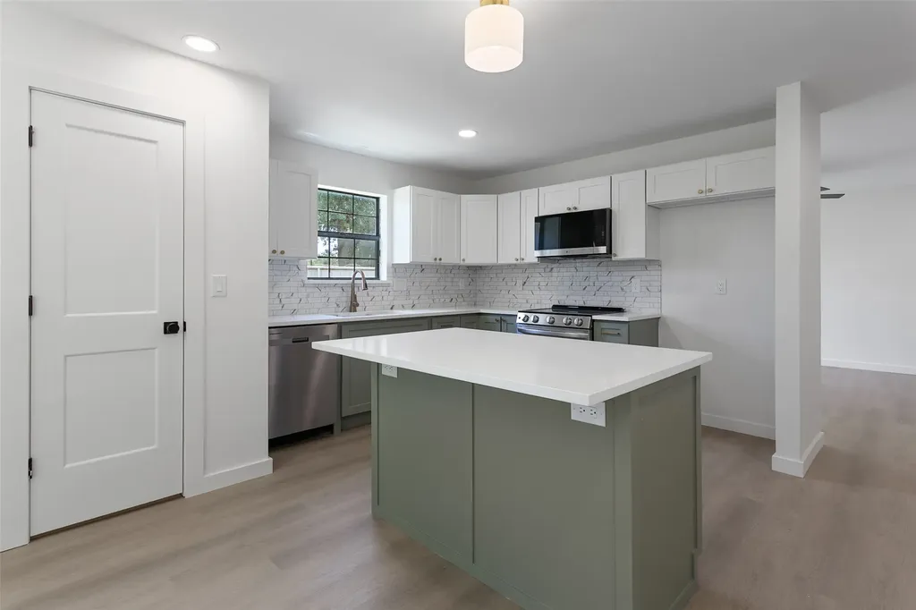 1346 S Reno Road Reno TX 76082