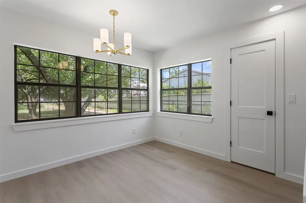 1346 S Reno Road Reno TX 76082