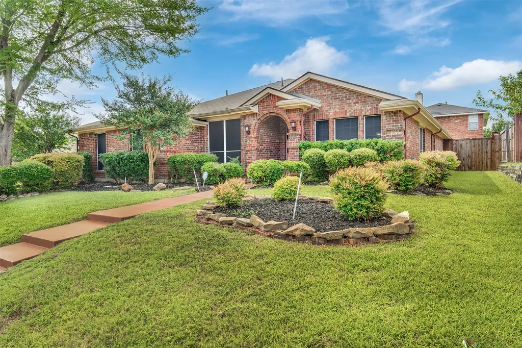 8210 Sailors Street Rowlett TX 75089