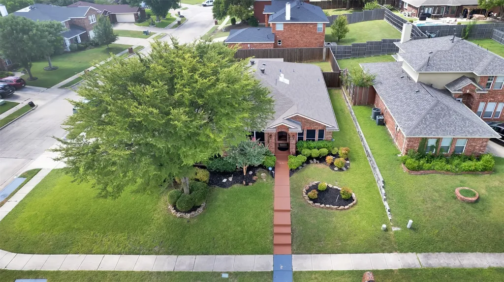 8210 Sailors Street Rowlett TX 75089