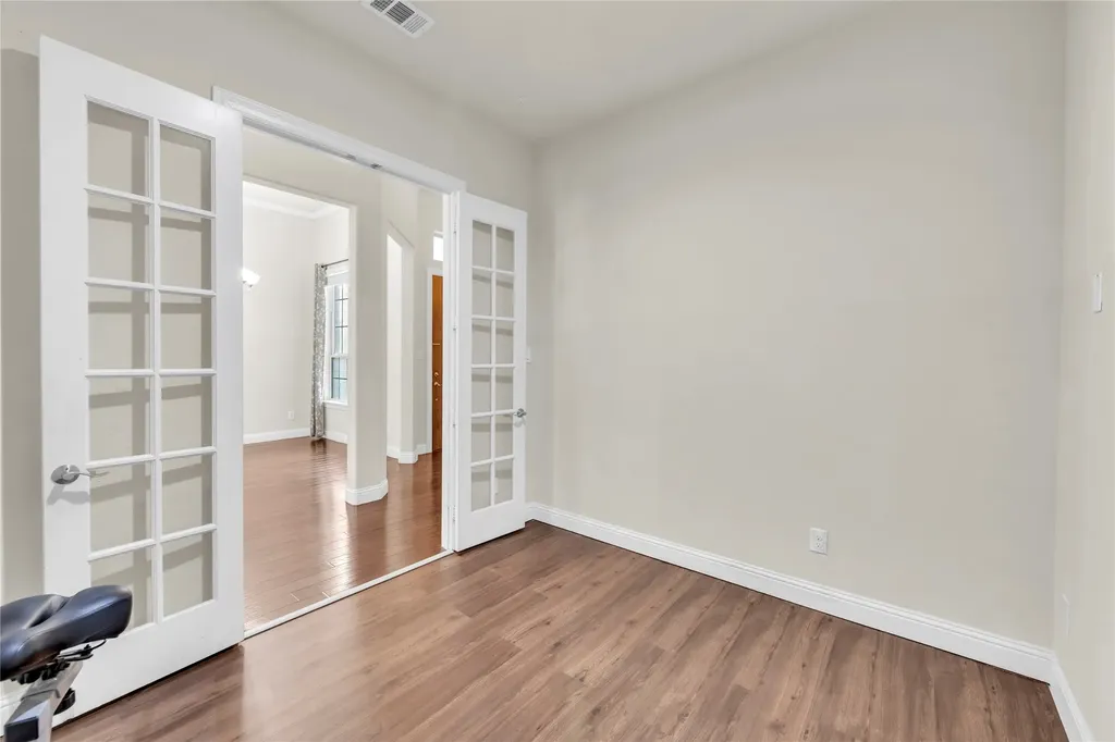 1622 Grove Park Place Garland TX 75040
