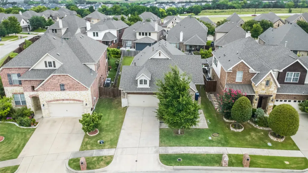 1622 Grove Park Place Garland TX 75040