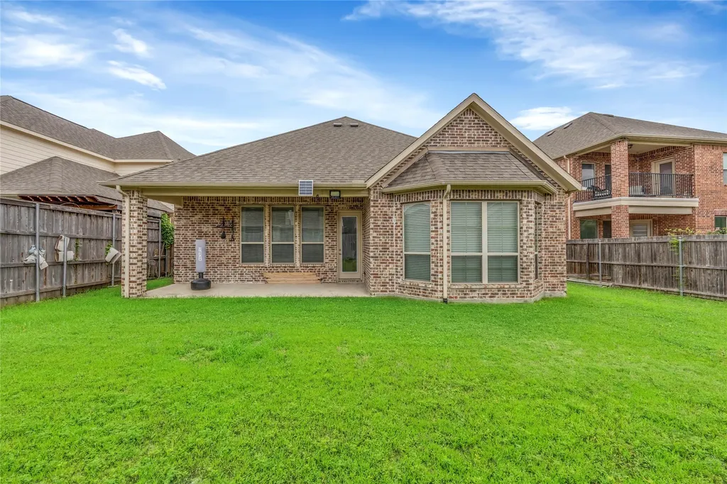 1622 Grove Park Place Garland TX 75040