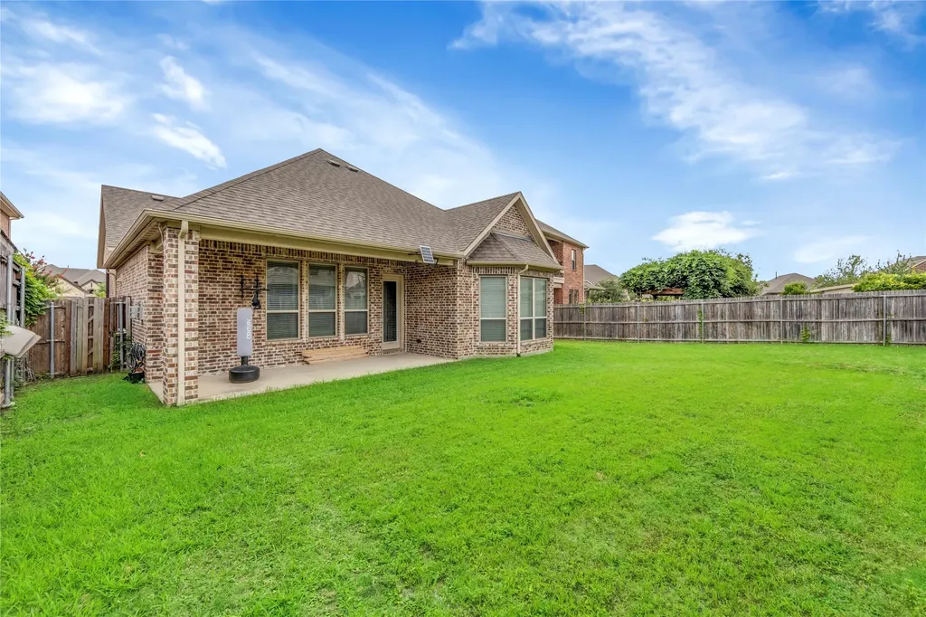 1622 Grove Park Place Garland TX 75040