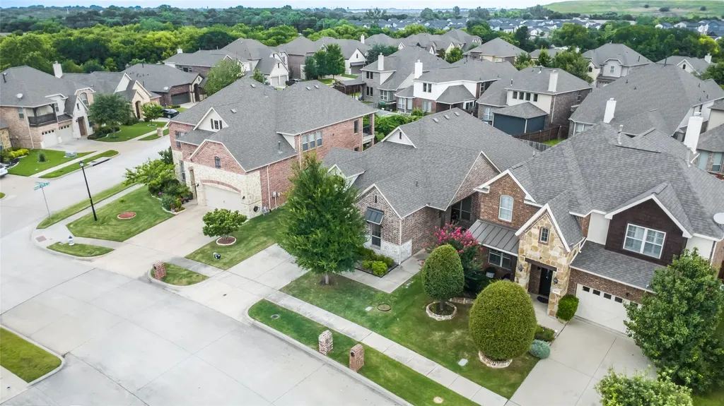 1622 Grove Park Place Garland TX 75040