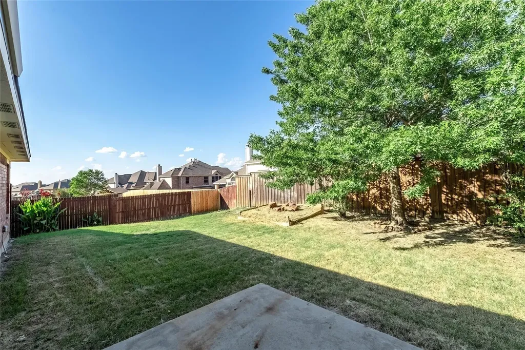 306 Tarpan Trail Celina TX 75009
