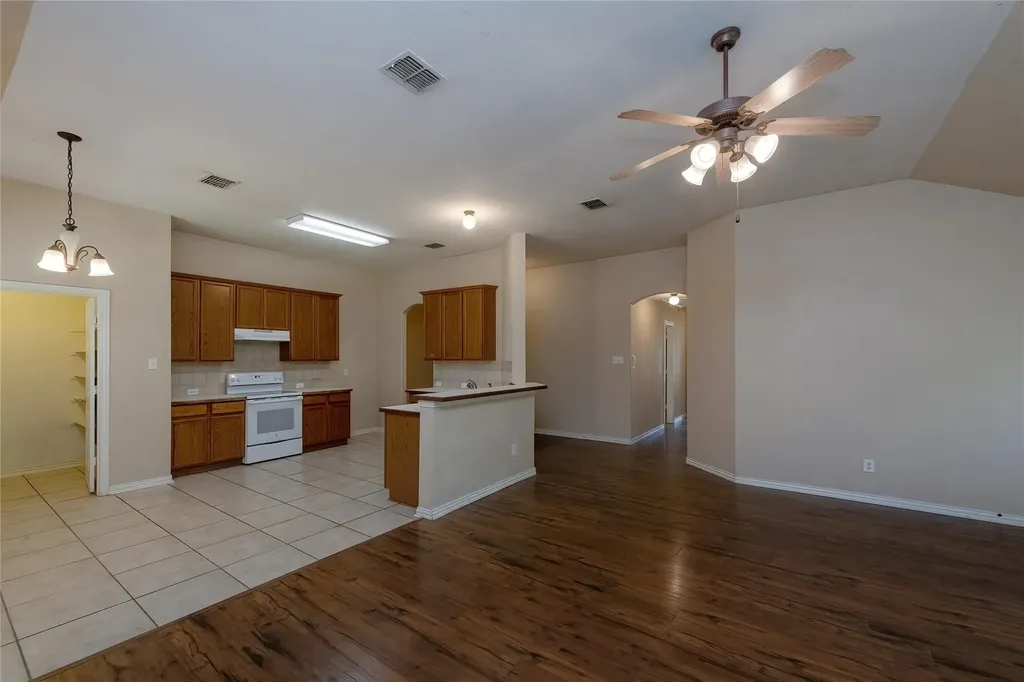 306 Tarpan Trail Celina TX 75009