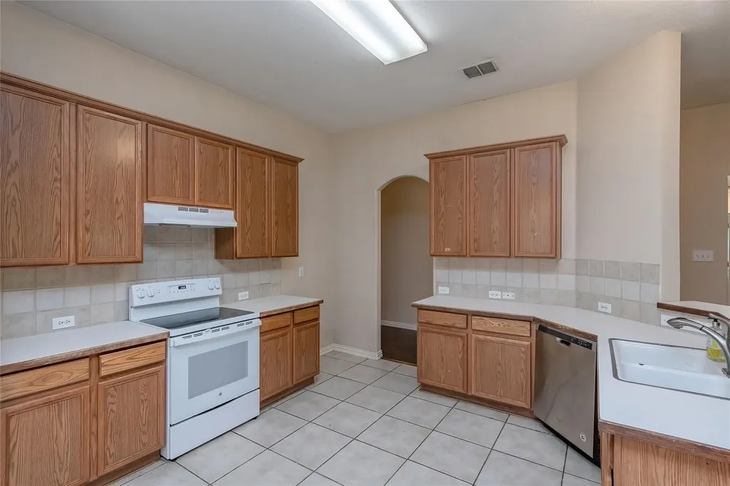 306 Tarpan Trail Celina TX 75009