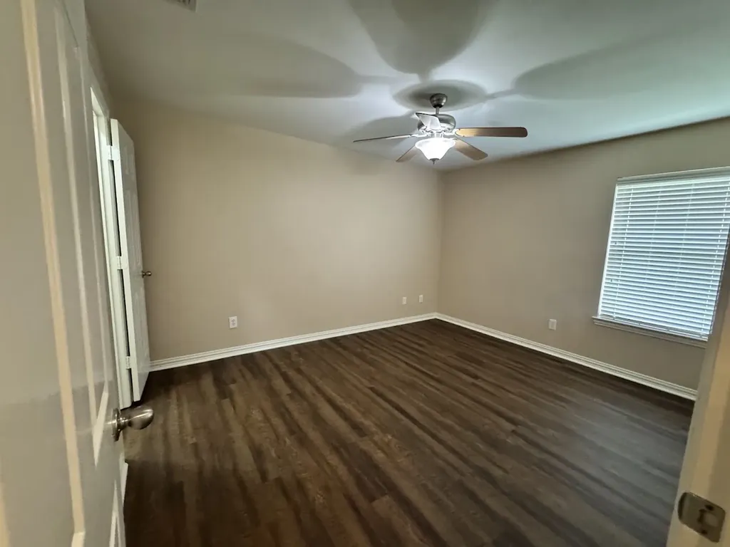 1031 Fleetwood Cove Drive Grand Prairie TX 75052