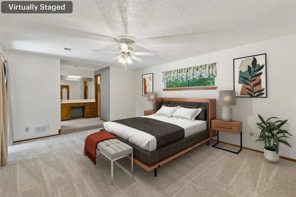 1928 Loma Linda Court Fort Worth TX 76112
