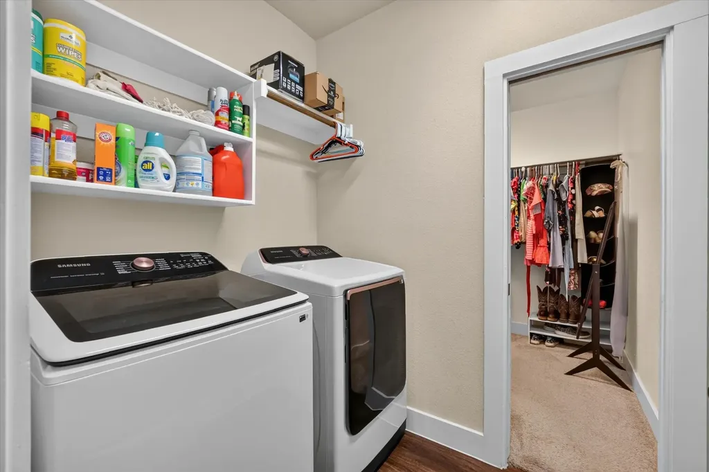 39 S Highland Drive Sanger TX 76266