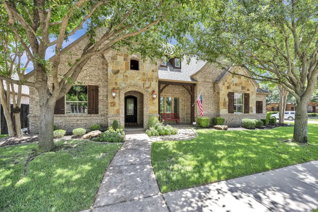 8100 Canyon Oak Drive North Richland Hills TX 76182