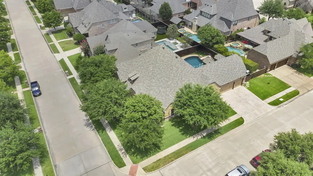 8100 Canyon Oak Drive North Richland Hills TX 76182