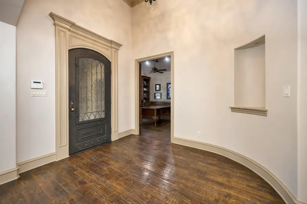 8100 Canyon Oak Drive North Richland Hills TX 76182
