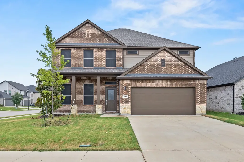 652 Congressional Avenue Red Oak TX 75154
