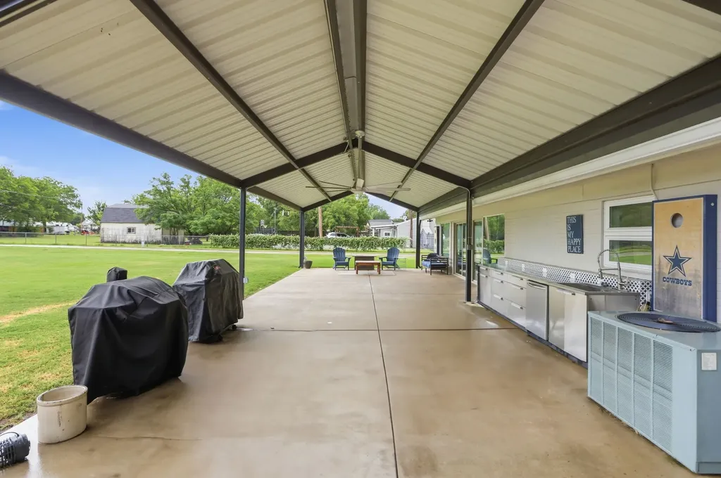 2815 Roosevelt Drive Dalworthington Gardens TX 76016