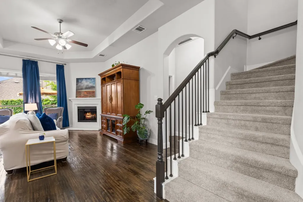 9621 Rosina Trail Fort Worth TX 76126