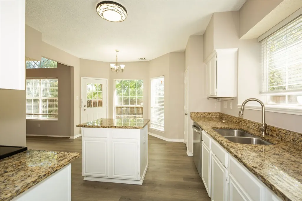 6718 Scarlet Drive Plano TX 75023