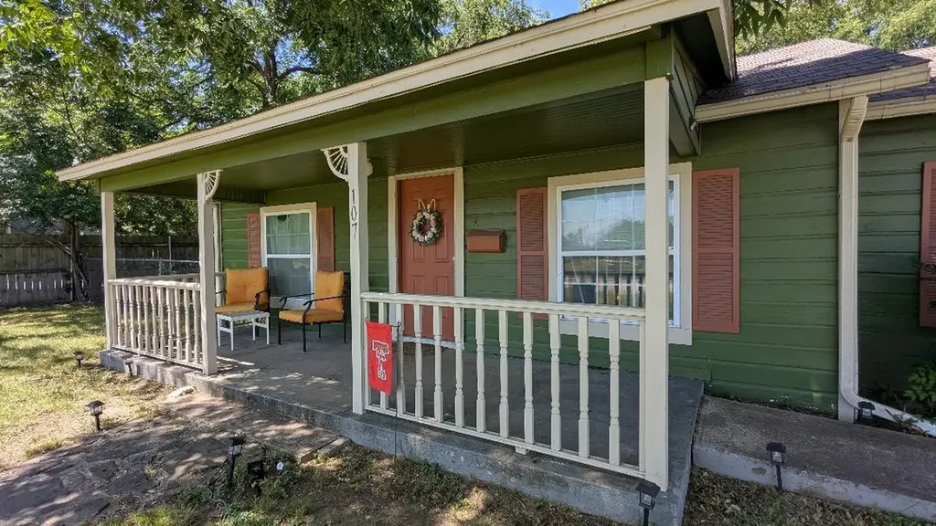 107 Brown Street Mansfield TX 76063