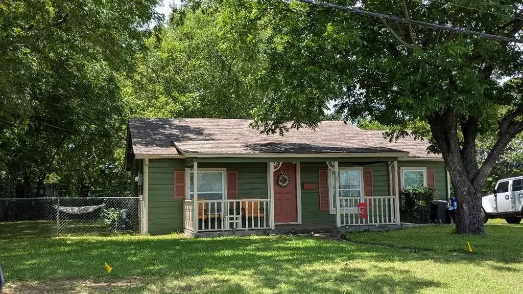 107 Brown Street Mansfield TX 76063