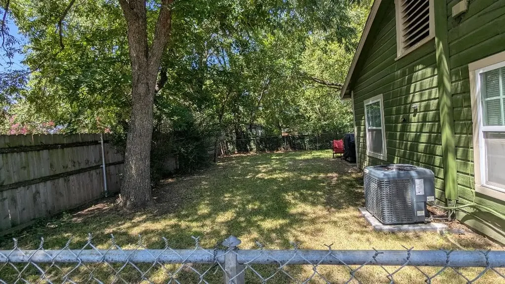 107 Brown Street Mansfield TX 76063