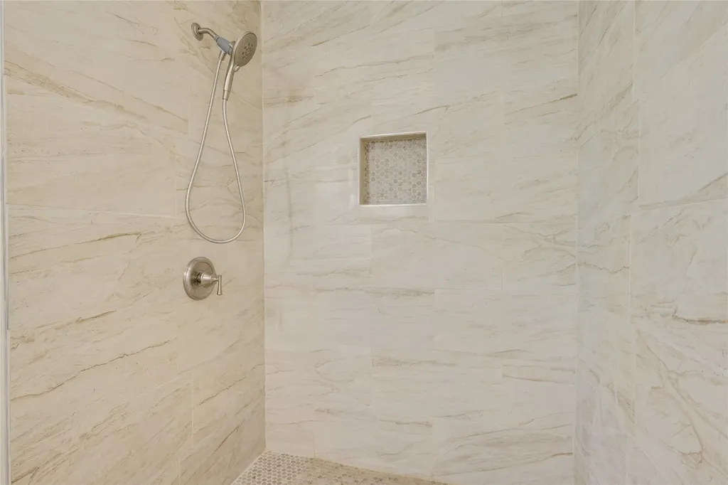 307 Daingerfield Street Naples TX 75568