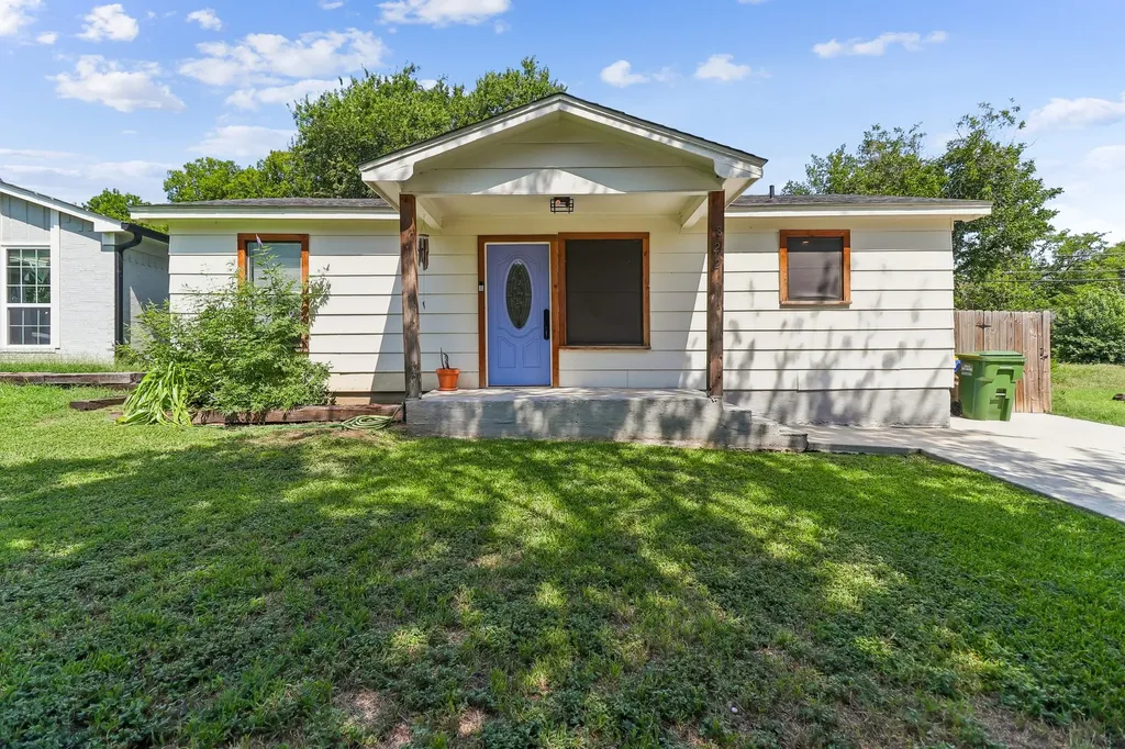 822 Mirike Drive White Settlement TX 76108