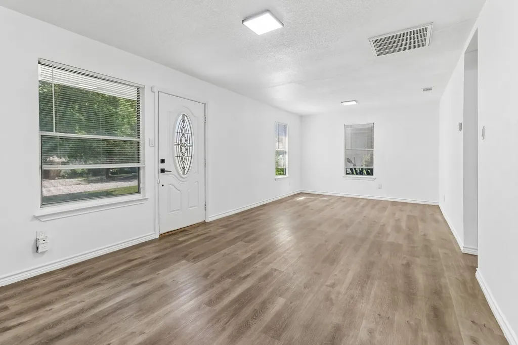 822 Mirike Drive White Settlement TX 76108