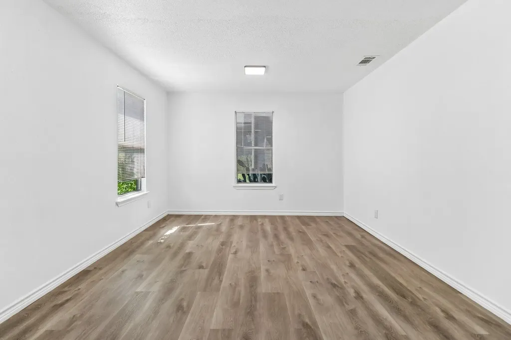 822 Mirike Drive White Settlement TX 76108