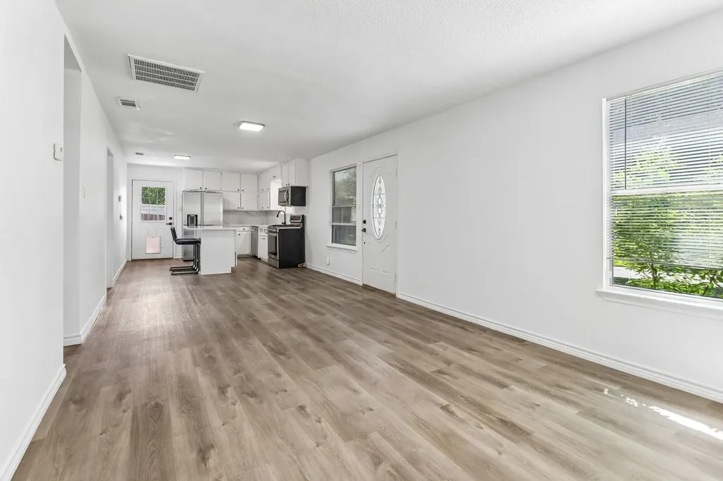 822 Mirike Drive White Settlement TX 76108