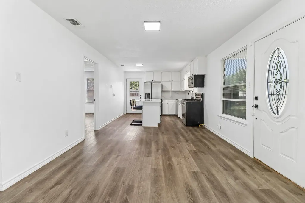 822 Mirike Drive White Settlement TX 76108