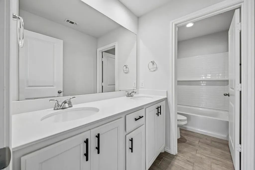 1024 Runnels Lane Aubrey TX 76227