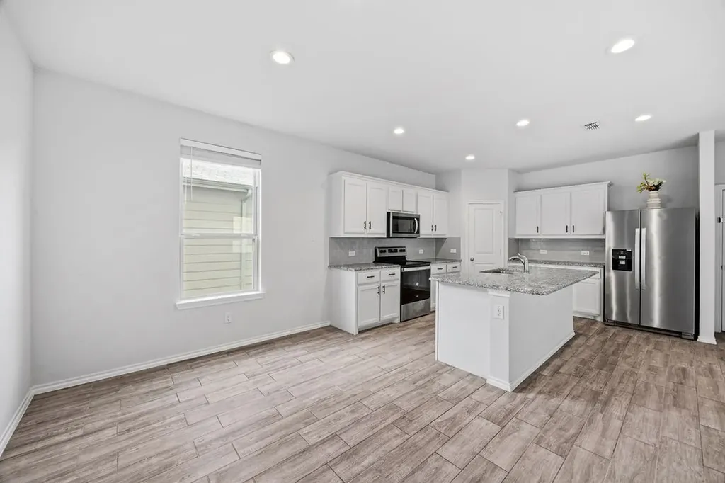1024 Runnels Lane Aubrey TX 76227