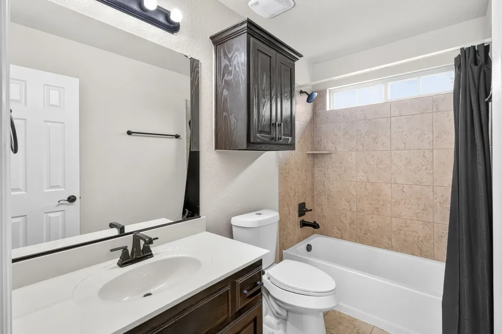 206 White Rock Court Ovilla TX 75154
