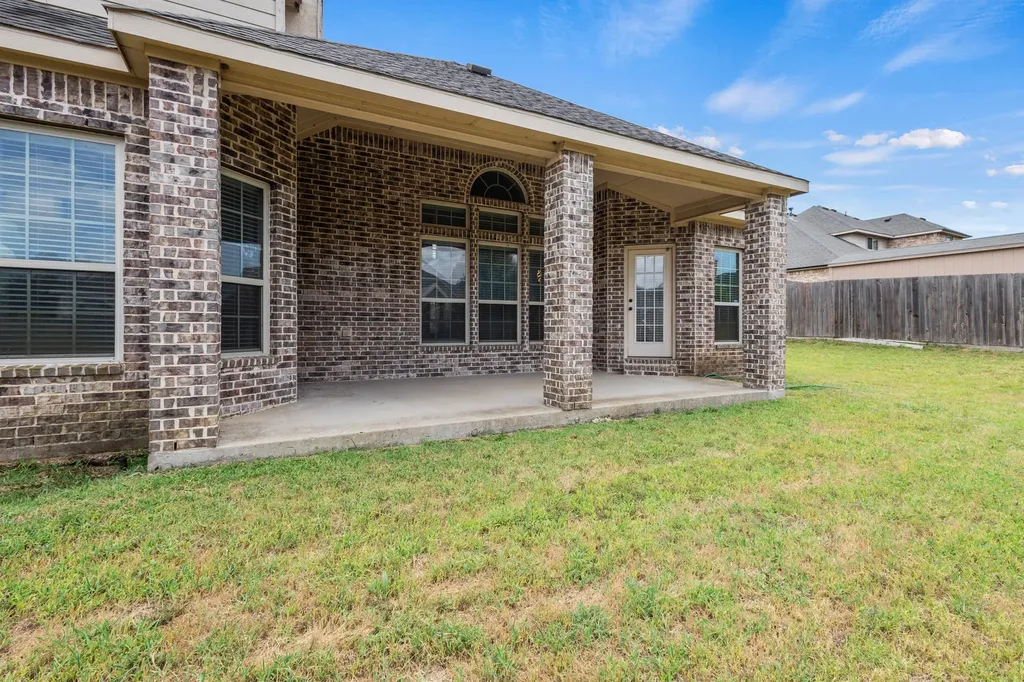 206 White Rock Court Ovilla TX 75154